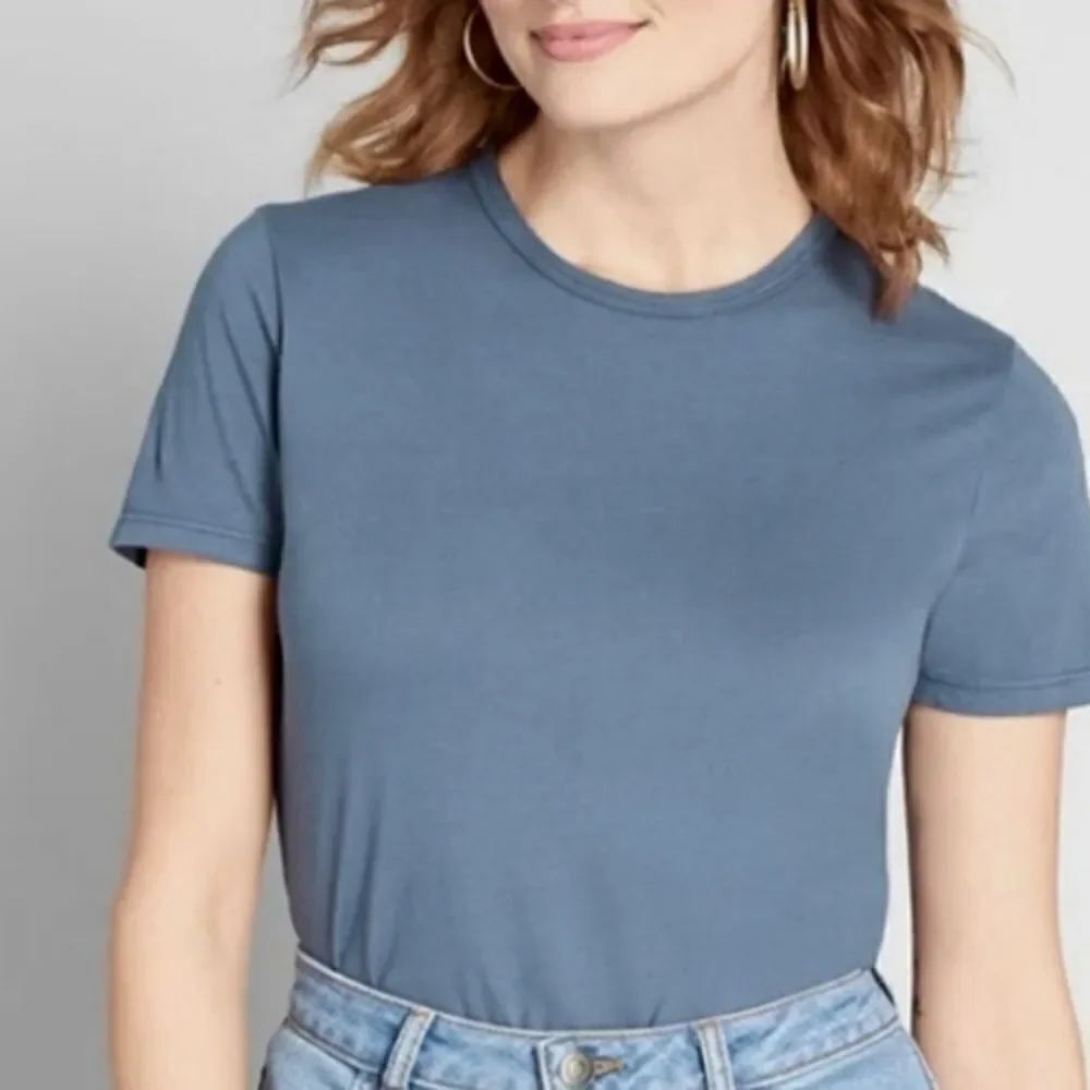 ModCloth Women's Blue Crewneck Short Sleeve Pullover Top